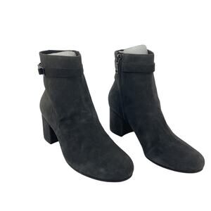 Vince Camuto Signature Gray Suede Women's Ankle Chelsea Boots 7.5 Preowned